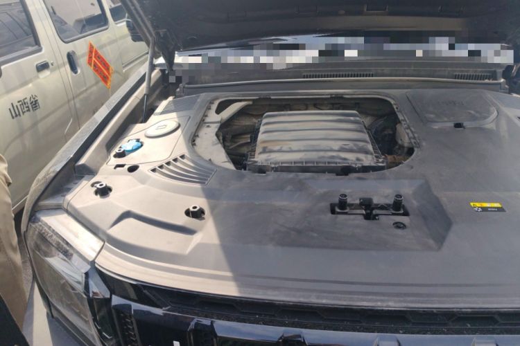 Used JETOUR Traveler 2023 2.0T All-Wheel-Drive CrossPRO Engine Bay Right