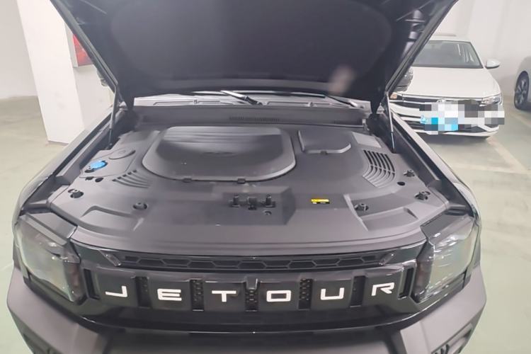 Used JETOUR Traveler 2023 2.0T All-Wheel Drive CrossPRO+ Engine Bay