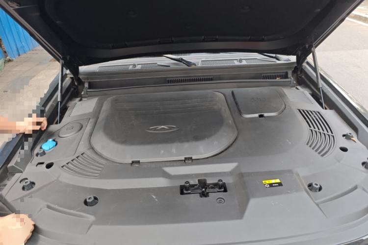 Used JETOUR Traveler 2023 2.0T Four-Wheel Drive Conqueror Engine Bay