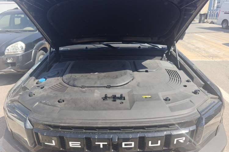 Used JETOUR Traveler 2023 1.5T Two-Wheel Drive Discovery PRO Engine Bay