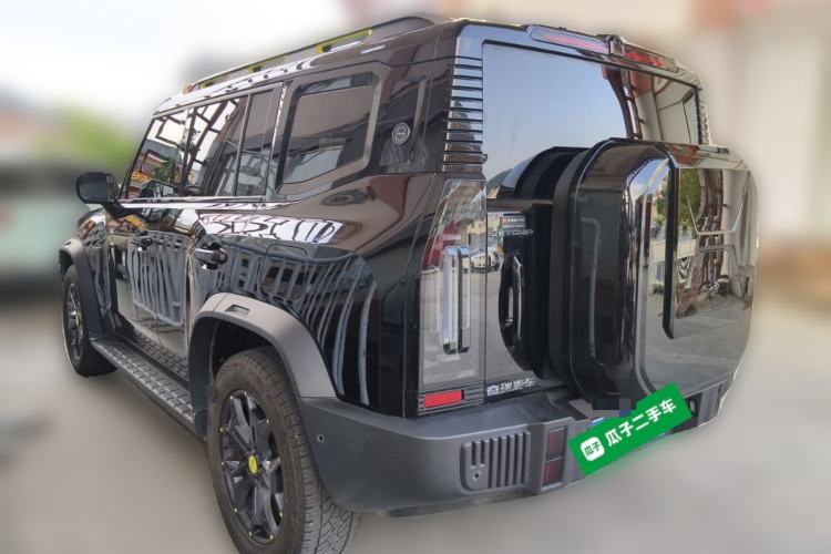 Used JETOUR Traveler 2023 2.0T All-Wheel Drive CrossPRO+ Exterior 3