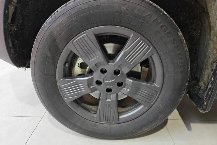 Used JETOUR Traveler 2023 1.5T Two-Wheel Drive Discovery PRO Exterior 4