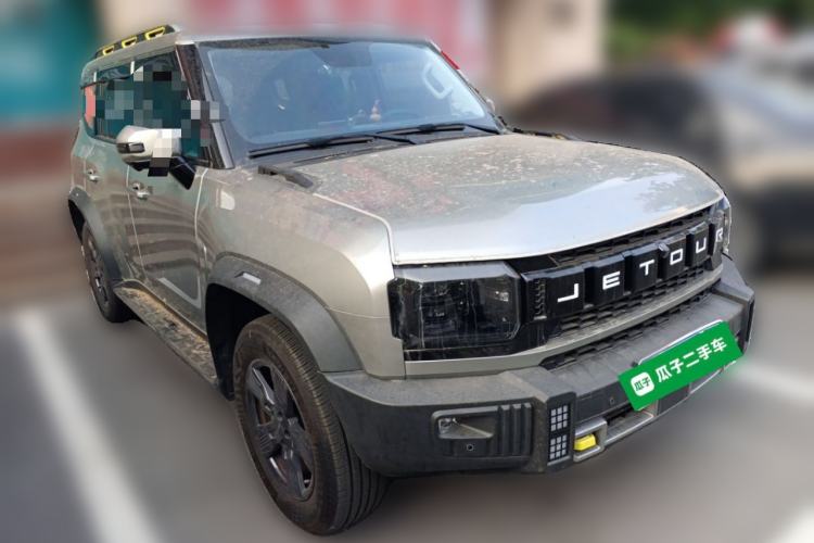 Used JETOUR Traveler 2023 1.5T Two-Wheel Drive Discovery PRO Front Right 45 Deg