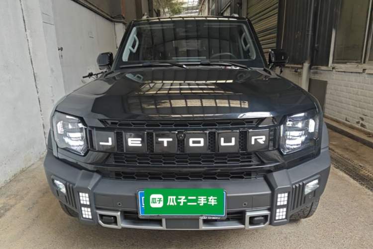 Used JETOUR Traveler 2023 2.0T Four-Wheel Drive Conqueror Front