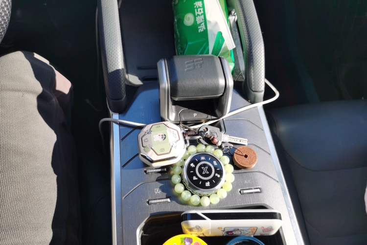 Used JETOUR Traveler 2023 2.0T All-Wheel-Drive CrossPRO Gear Lever