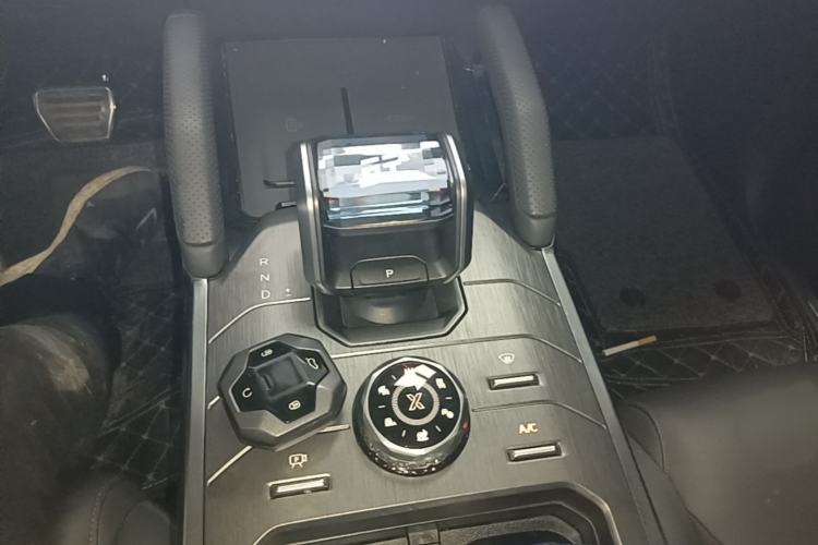 Used JETOUR Traveler 2023 2.0T Four-Wheel Drive Conqueror Gear Lever