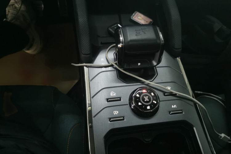 Used JETOUR Traveler 2023 2.0T All-Wheel-Drive CrossPRO Gear Lever