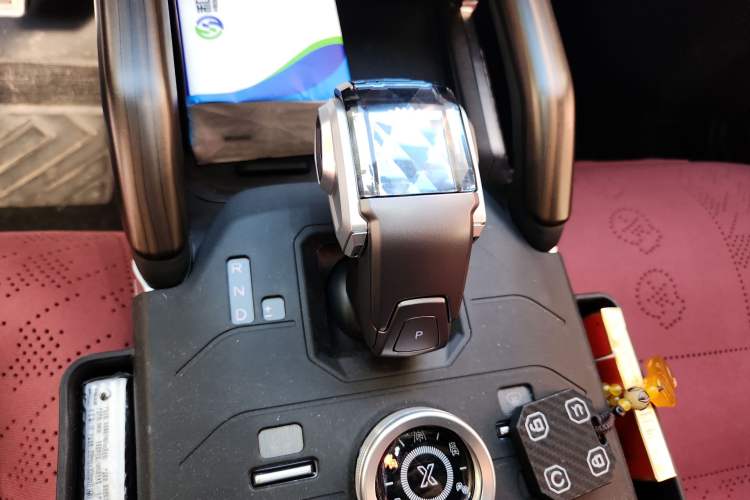 Used JETOUR Traveler 2023 2.0T All-Wheel Drive Conquer PRO Gear Lever