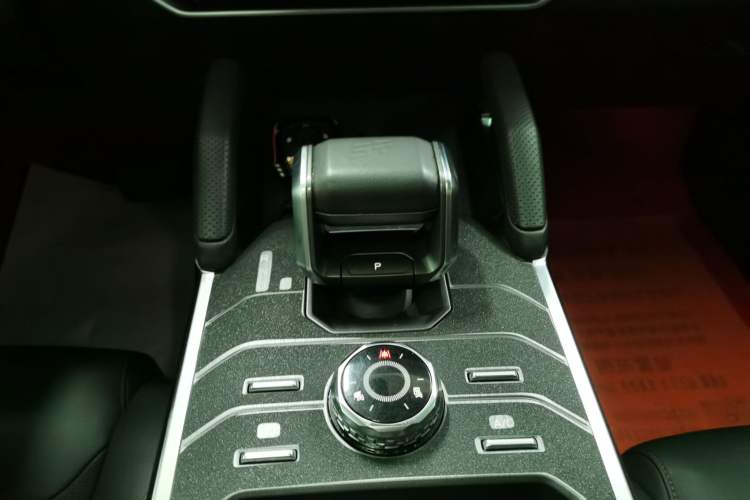 Used JETOUR Traveler 2023 1.5T Two-Wheel Drive Discovery PRO Gear Lever