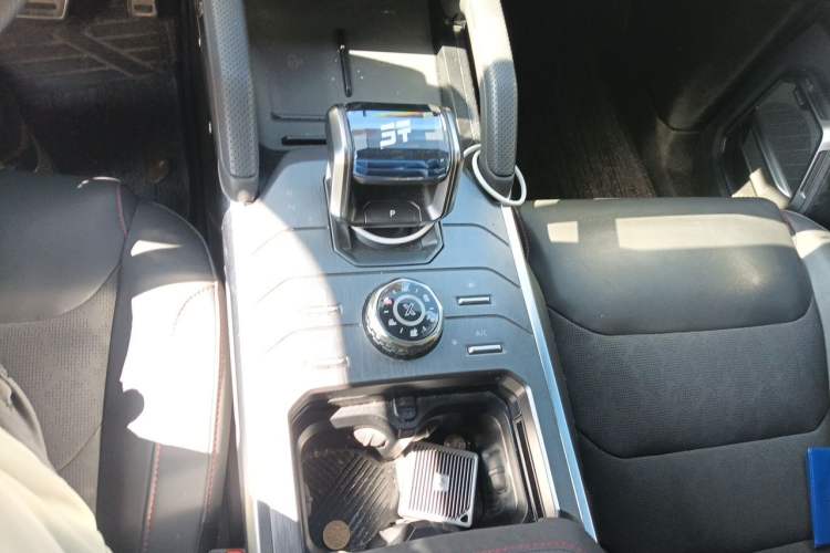 Used JETOUR Traveler 2023 2.0T All-Wheel Drive Conquer PRO Gear Lever