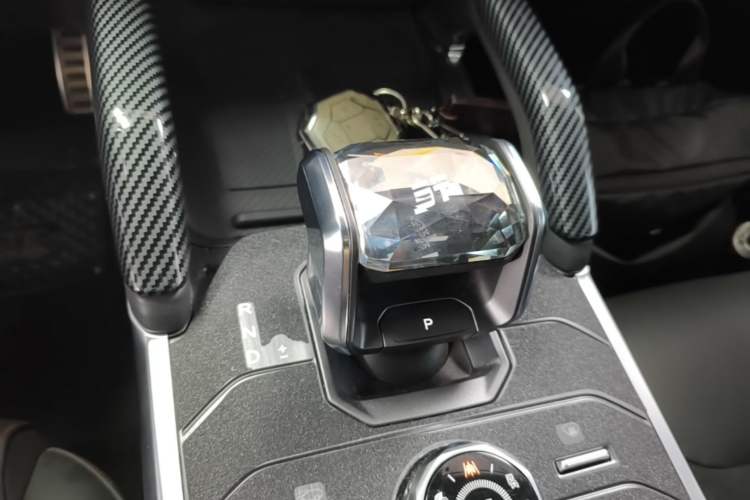 Used JETOUR Traveler 2023 2.0T All-Wheel-Drive CrossPRO Gear Lever