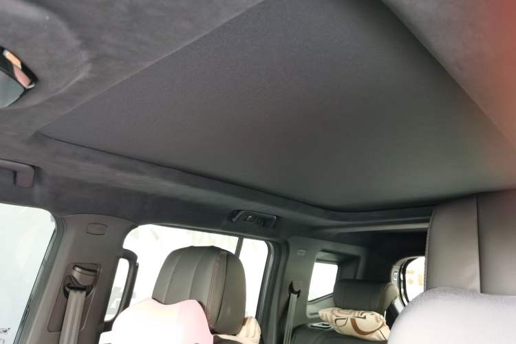 Used JETOUR Traveler 2023 2.0T All-Wheel Drive Conquer PRO Headliner