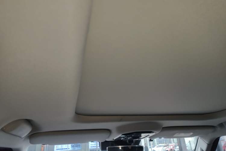Used JETOUR Traveler 2023 2.0T All-Wheel-Drive CrossPRO Headliner