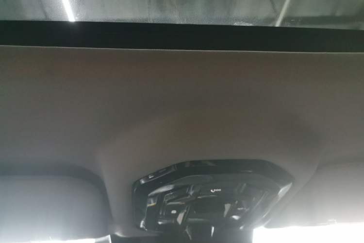 Used JETOUR Traveler 2023 2.0T All-Wheel-Drive CrossPRO Headliner