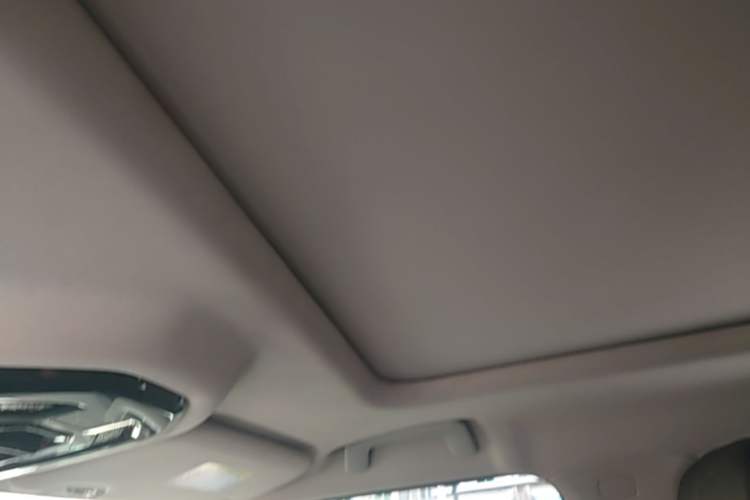 Used JETOUR Traveler 2023 2.0T All-Wheel-Drive CrossPRO Headliner