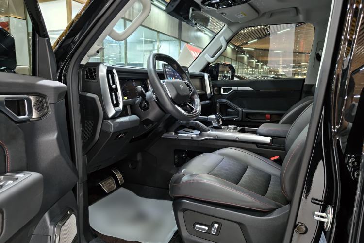 Used JETOUR Traveler 2023 2.0T Four-Wheel Drive Conqueror Interior 1