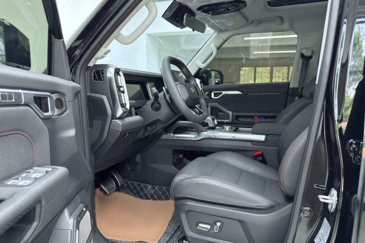 Used JETOUR Traveler 2023 2.0T All-Wheel-Drive CrossPRO Interior 3