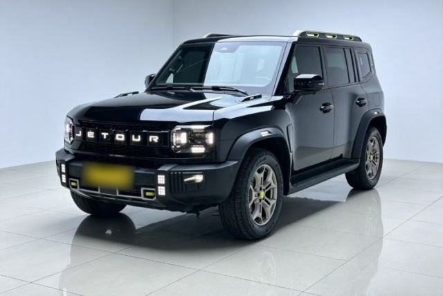 JETOUR Traveler 2023 2.0T All-Wheel Drive Conquer PRO مستعملة