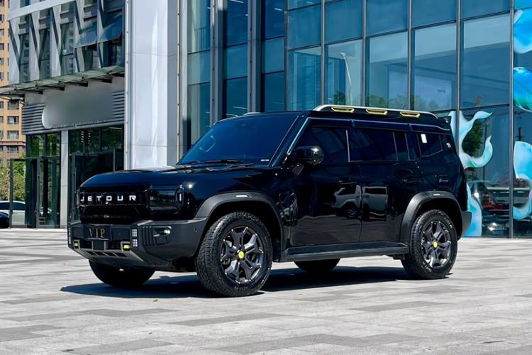 JETOUR Traveler 2023 2.0T All-Wheel Drive CrossPRO+
