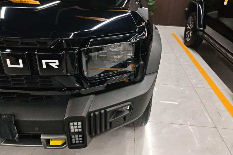 Used JETOUR Traveler 2023 1.5T Two-Wheel Drive Discovery PRO Left Front Headlight
