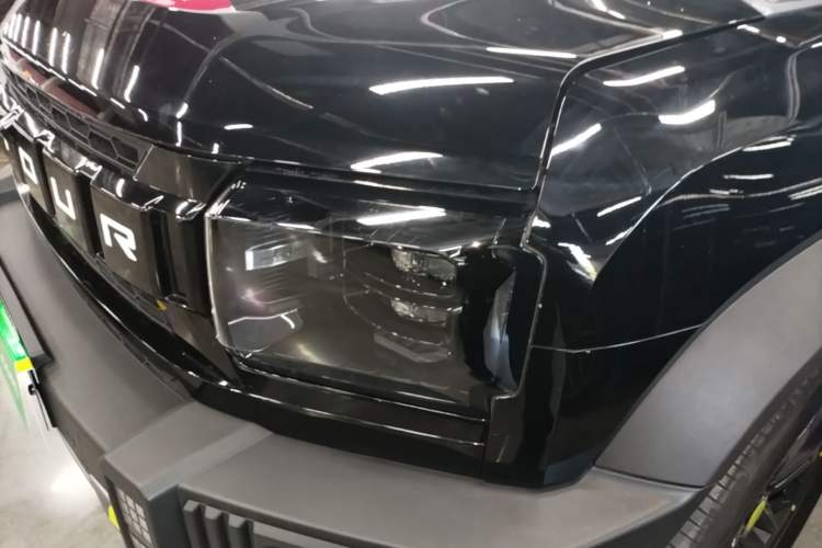 Used JETOUR Traveler 2023 2.0T All-Wheel-Drive CrossPRO Left Front Headlight