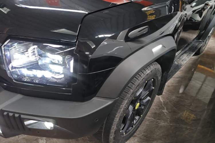 Used JETOUR Traveler 2023 2.0T All-Wheel Drive CrossPRO+ Left Front Headlight