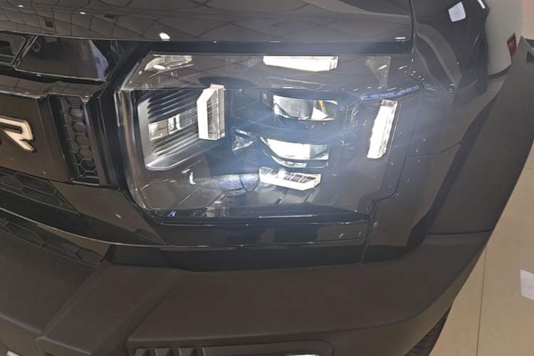 Used JETOUR Traveler 2023 1.5T Two-Wheel Drive Discovery PRO Left Front Headlight