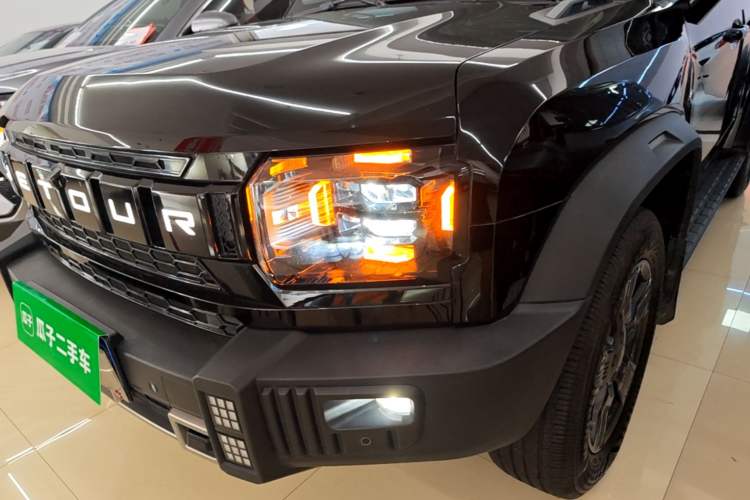 Used JETOUR Traveler 2023 1.5T Two-Wheel Drive Discovery PRO Left Front Headlight