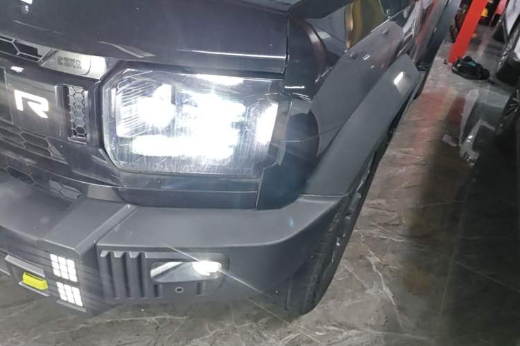 Used JETOUR Traveler 2023 2.0T All-Wheel Drive CrossPRO+ Left Front Headlight