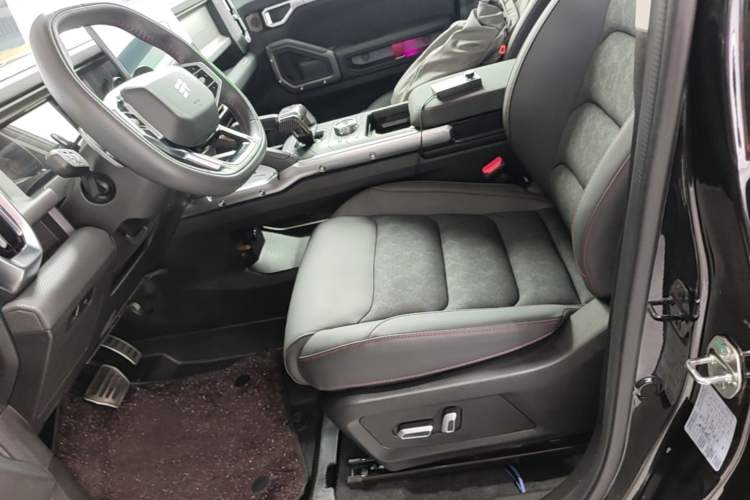 Used JETOUR Traveler 2023 2.0T All-Wheel-Drive CrossPRO Left Front Seat