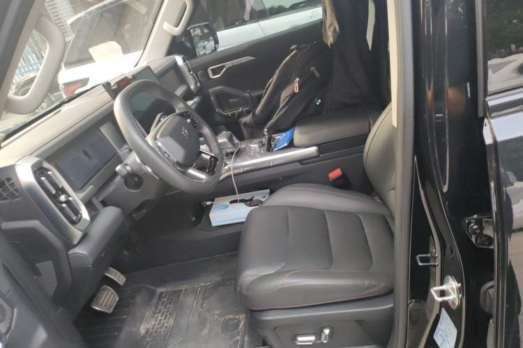 Used JETOUR Traveler 2023 2.0T All-Wheel Drive Conquer PRO Left Front Seat