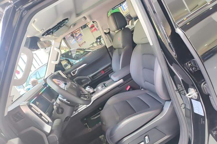 Used JETOUR Traveler 2023 2.0T Four-Wheel Drive Conqueror Left Front Seat