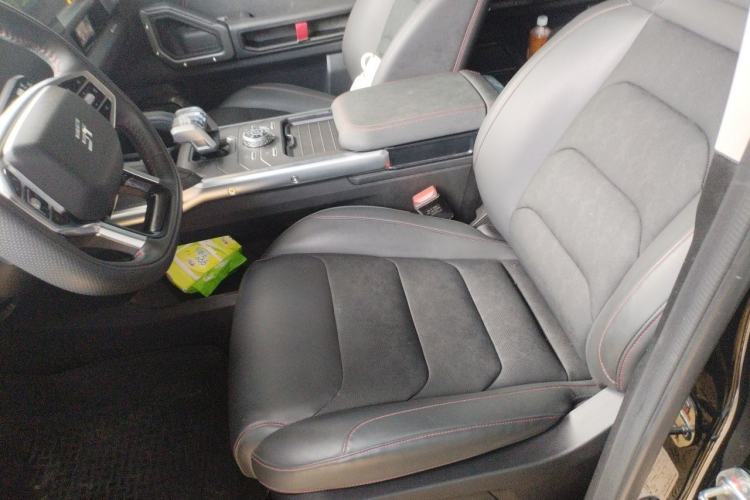 Used JETOUR Traveler 2023 2.0T Four-Wheel Drive Conqueror Left Front Seat