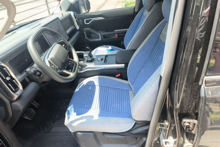 Used JETOUR Traveler 2023 2.0T All-Wheel-Drive Crosser Left Front Seat