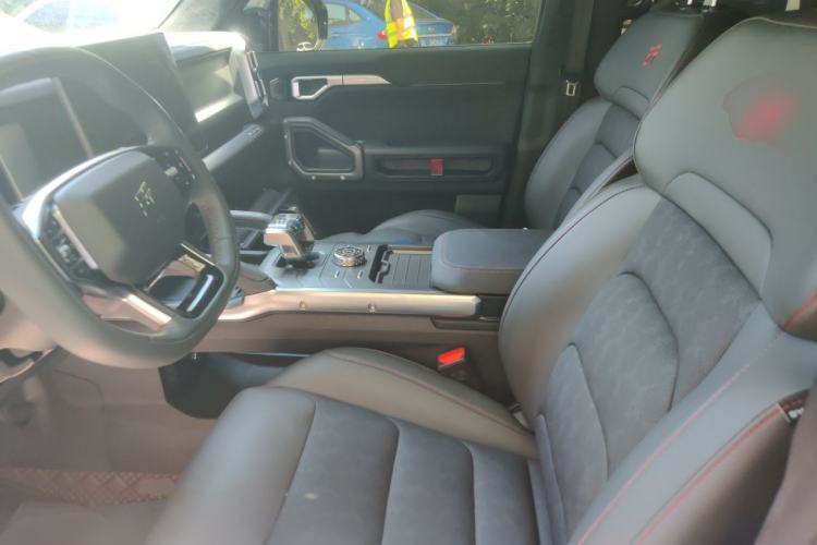 Used JETOUR Traveler 2023 2.0T All-Wheel Drive Conquer PRO Left Front Seat