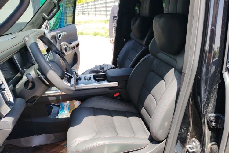 Used JETOUR Traveler 2023 2.0T All-Wheel Drive Conquer PRO Left Front Seat