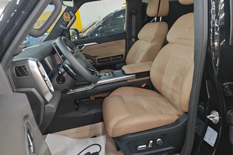 Used JETOUR Traveler 2023 2.0T All-Wheel Drive Conquer PRO Left Front Seat