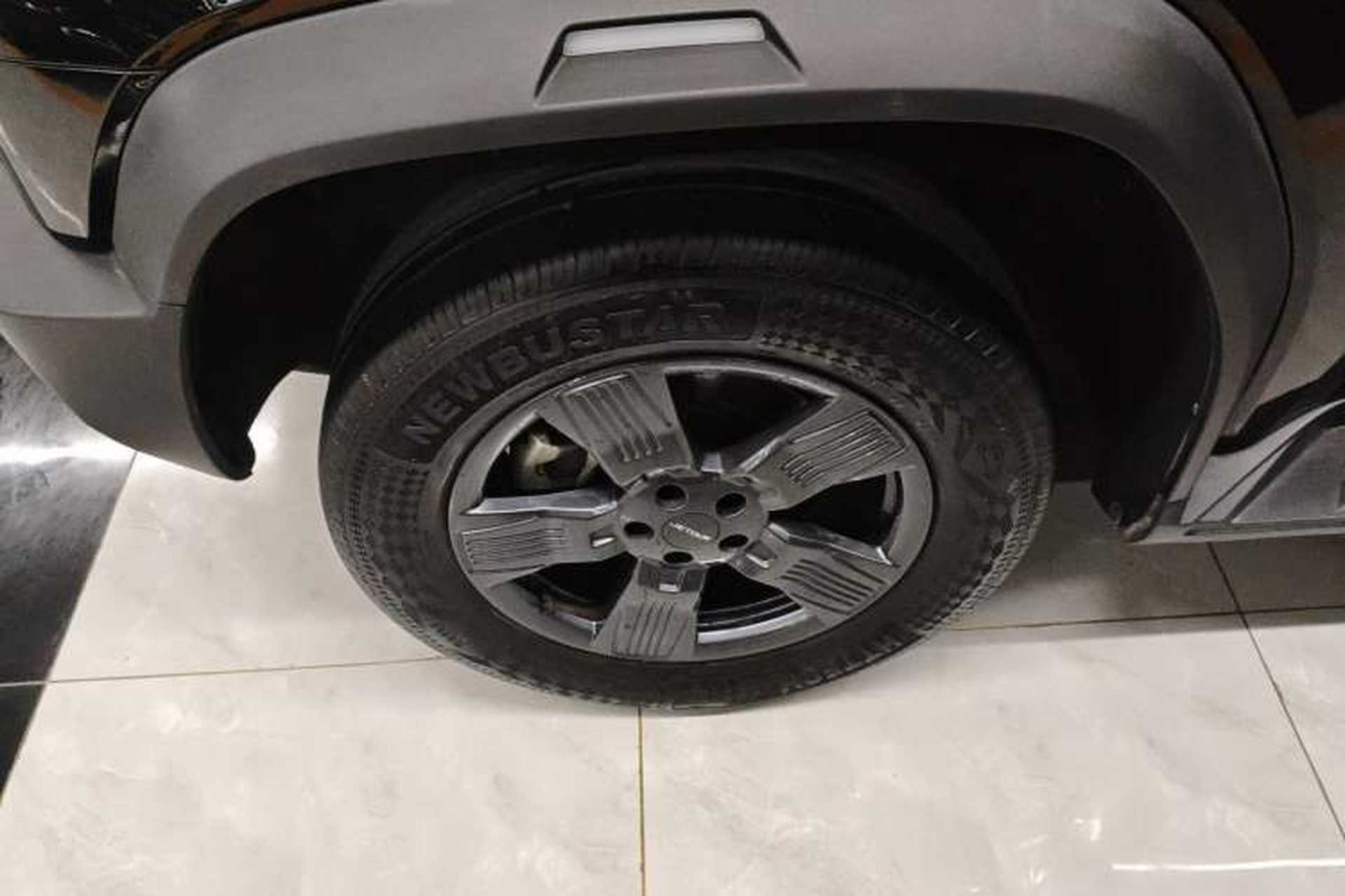 Used JETOUR Traveler 2023 1.5T Two-Wheel Drive Discovery PRO Left Front Wheel Hub