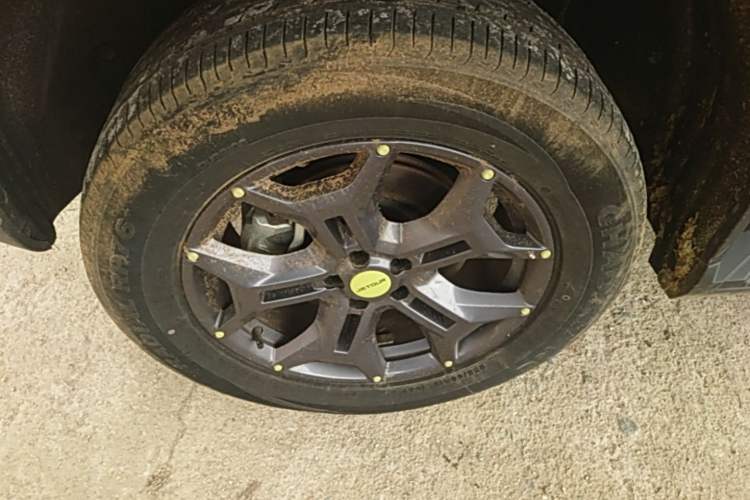 Used JETOUR Traveler 2023 2.0T All-Wheel-Drive CrossPRO Left Front Wheel Hub