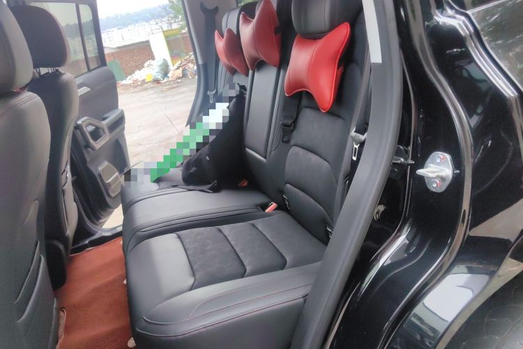 Used JETOUR Traveler 2023 2.0T Four-Wheel Drive Conqueror Left Rear Seat