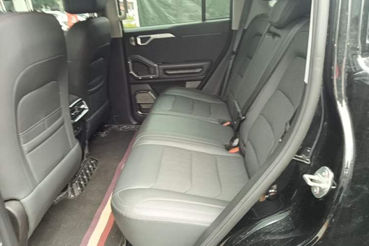 Used JETOUR Traveler 2023 2.0T All-Wheel-Drive CrossPRO Left Rear Seat