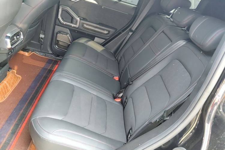 Used JETOUR Traveler 2023 2.0T All-Wheel Drive Conquer PRO Left Rear Seat