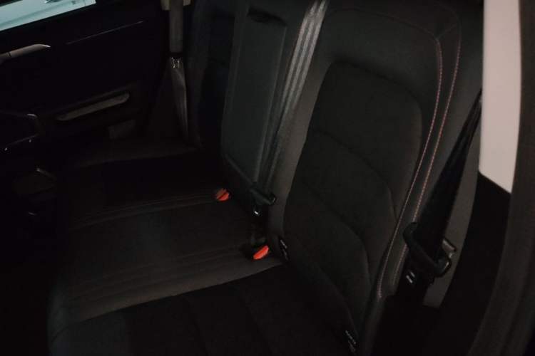 Used JETOUR Traveler 2023 2.0T All-Wheel-Drive CrossPRO Left Rear Seat