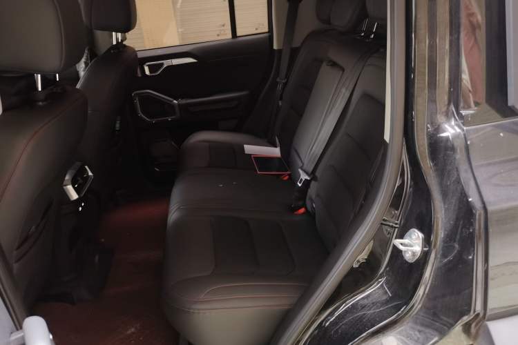 Used JETOUR Traveler 2023 1.5T Two-Wheel Drive Discovery PRO Left Rear Seat