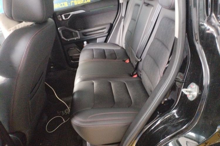 Used JETOUR Traveler 2023 2.0T Four-Wheel Drive Conqueror Left Rear Seat