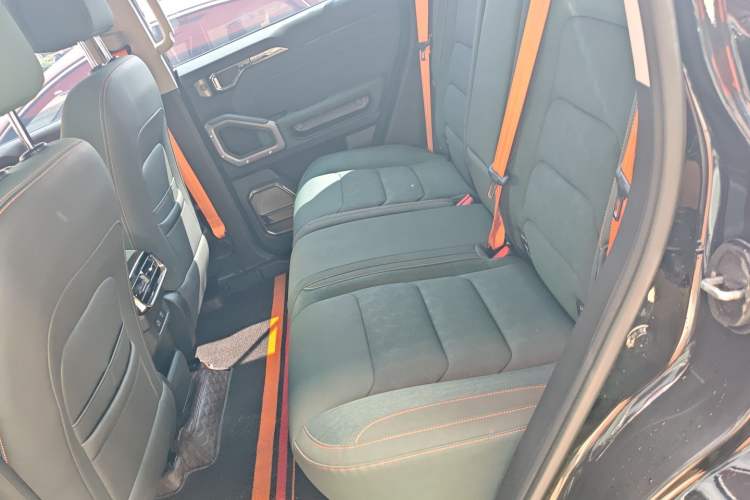 Used JETOUR Traveler 2023 2.0T Four-Wheel Drive Conqueror Left Rear Seat