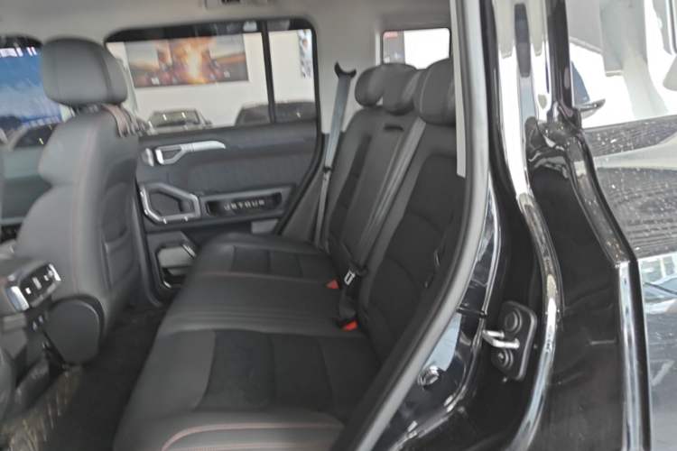 Used JETOUR Traveler 2023 2.0T All-Wheel-Drive CrossPRO Left Rear Seat