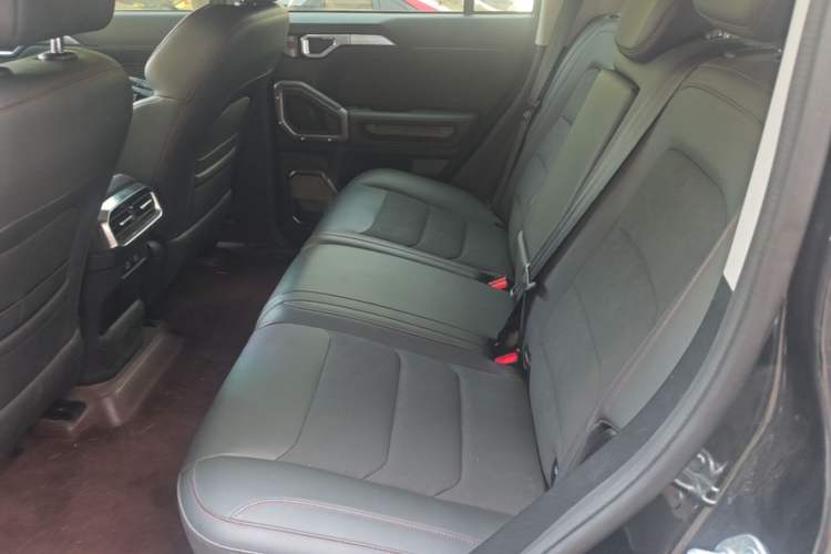 Used JETOUR Traveler 2023 2.0T Four-Wheel Drive Conqueror Left Rear Seat