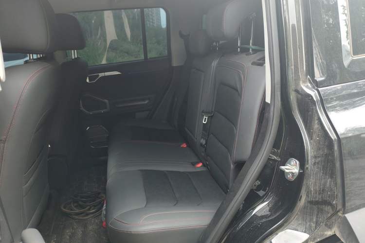 Used JETOUR Traveler 2023 2.0T All-Wheel-Drive CrossPRO Left Rear Seat