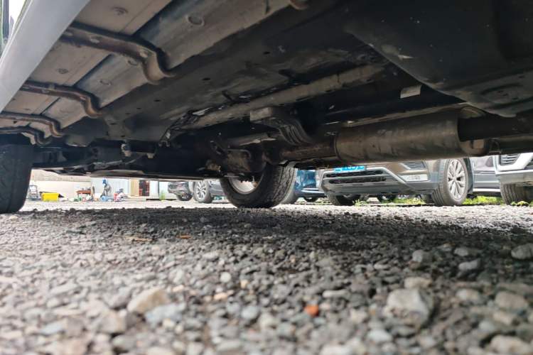 Used JETOUR Traveler 2023 2.0T Four-Wheel Drive Conqueror Left Side Sill